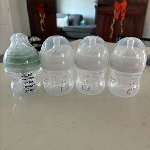 Philips Avent Baby Bottles  (new)/baby items/ baby bottles